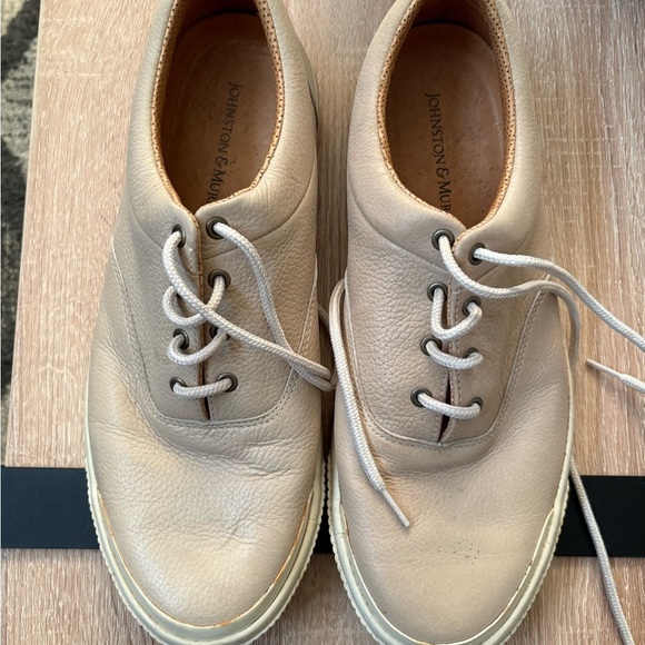 Johnston & Murphy Anders Perfed U-Throat color beige full grain
size 12 main image 4